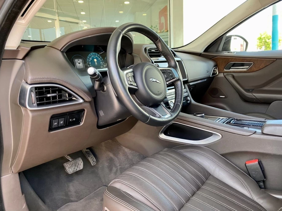 JAGUAR F-Pace 2.0L i4D AWD Automatico Prestige