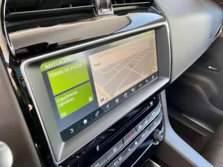 JAGUAR F-Pace 2.0L i4D AWD Automatico Prestige