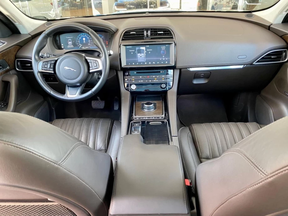 JAGUAR F-Pace 2.0L i4D AWD Automatico Prestige
