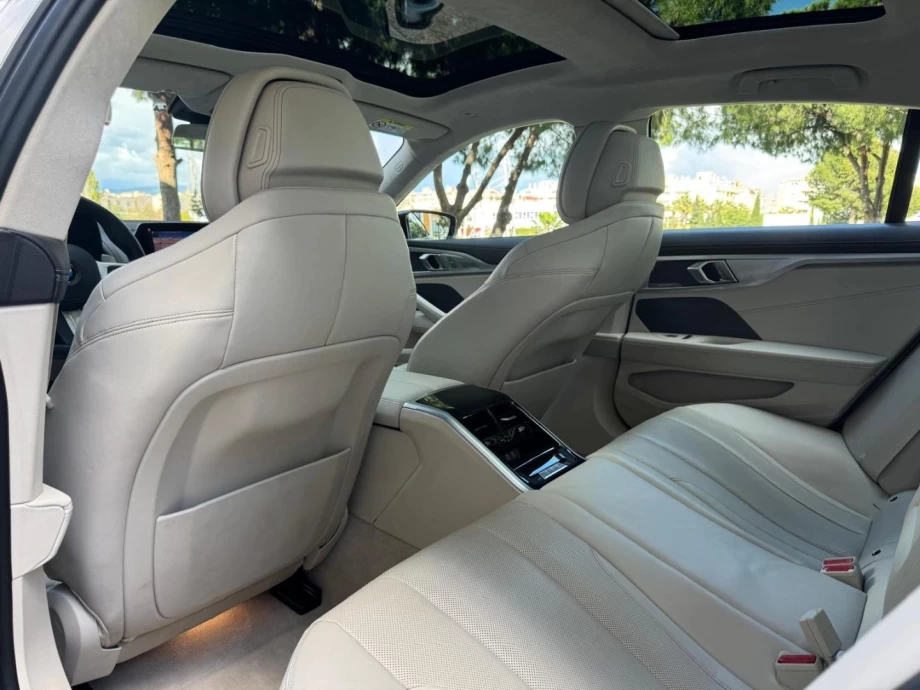 BMW Serie 8 840d xDrive Gran Coupe PACK M