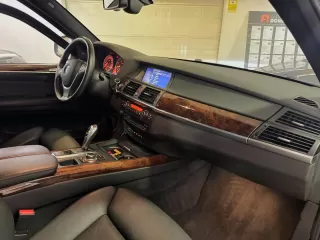 BMW X5 xDRIVE50i