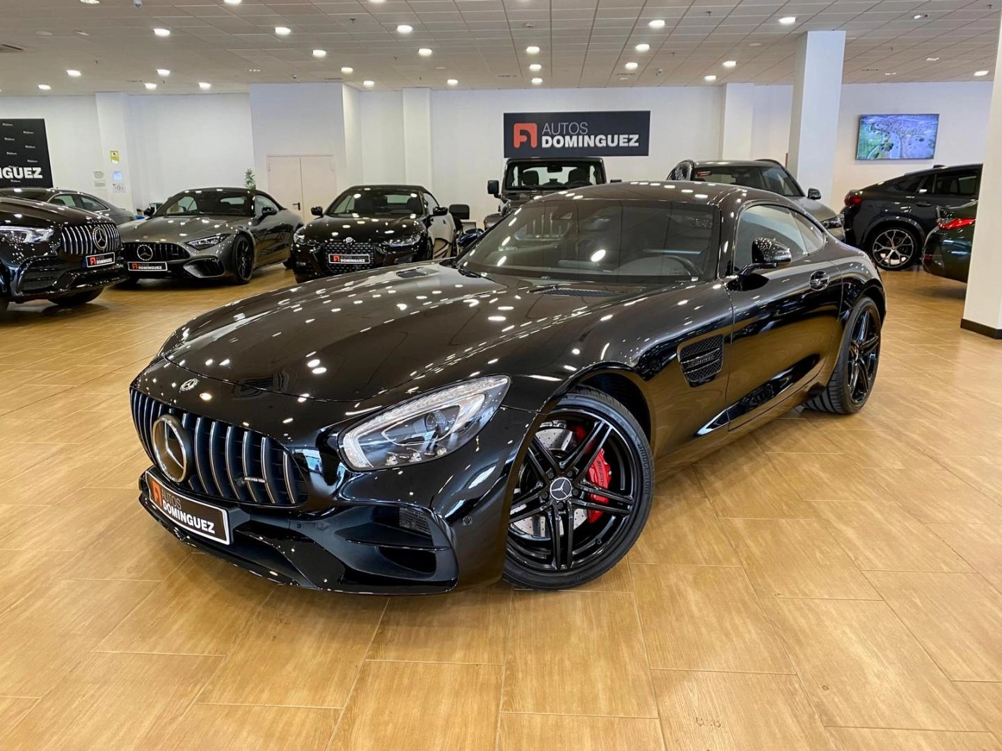 MERCEDES AMG GT