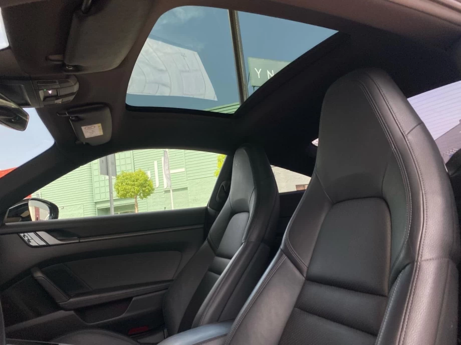 PORSCHE 911 CARRERA S