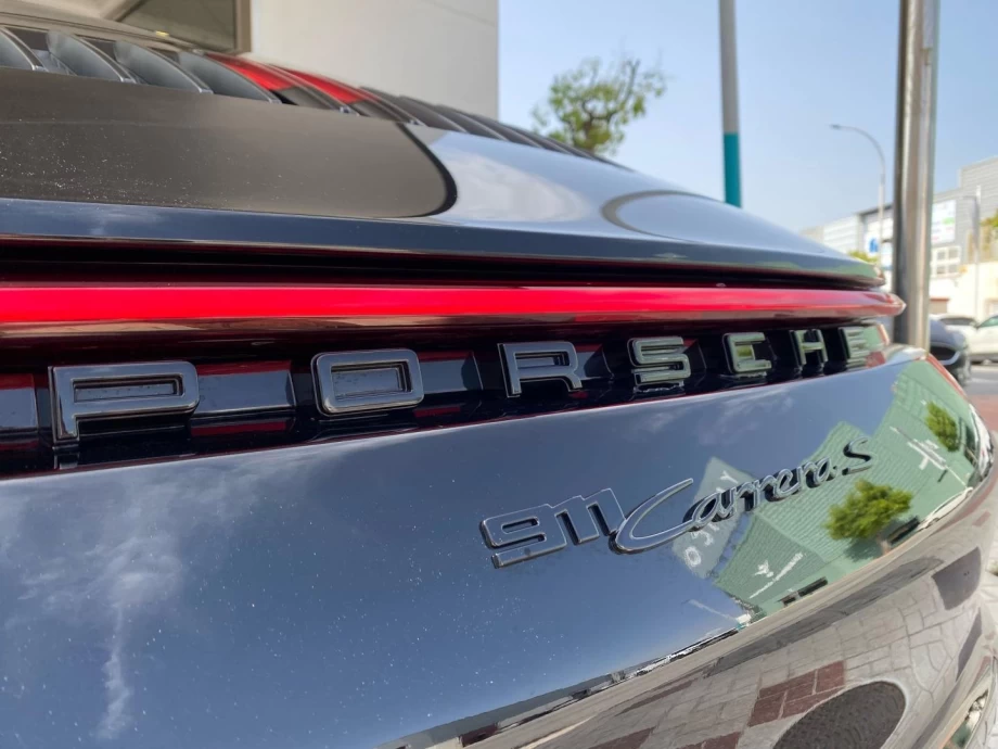 PORSCHE 911 CARRERA S