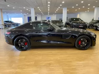 MERCEDES AMG GT