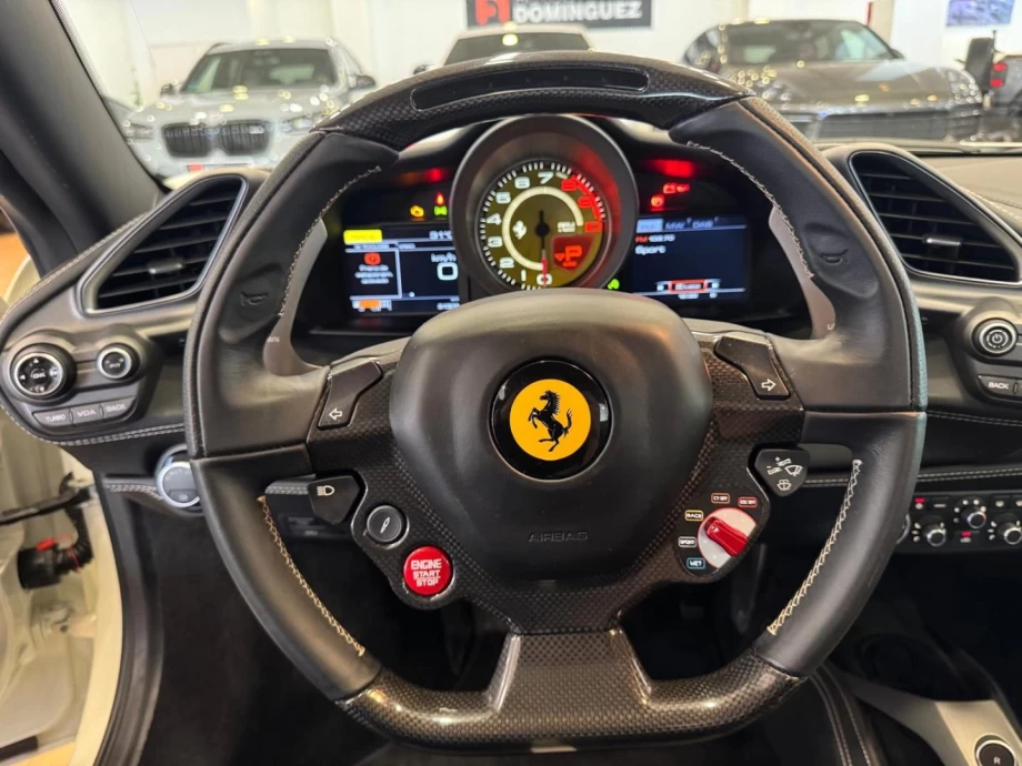 FERRARI 488 Spider DCT