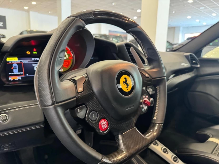 FERRARI 488 Spider DCT