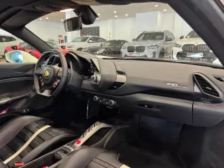 FERRARI 488 Spider DCT