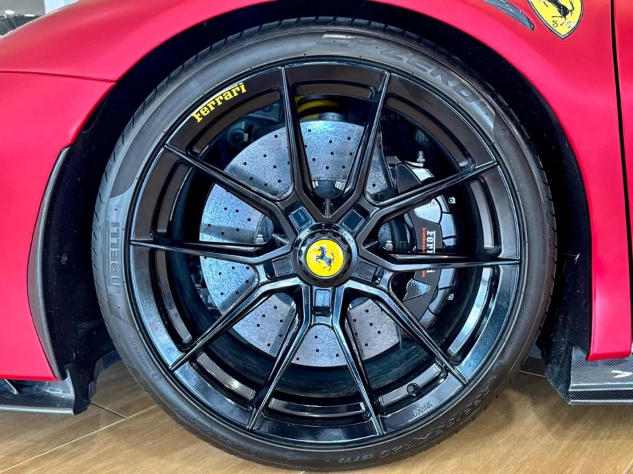 FERRARI SF90 4.0 V8 T XX Stradale