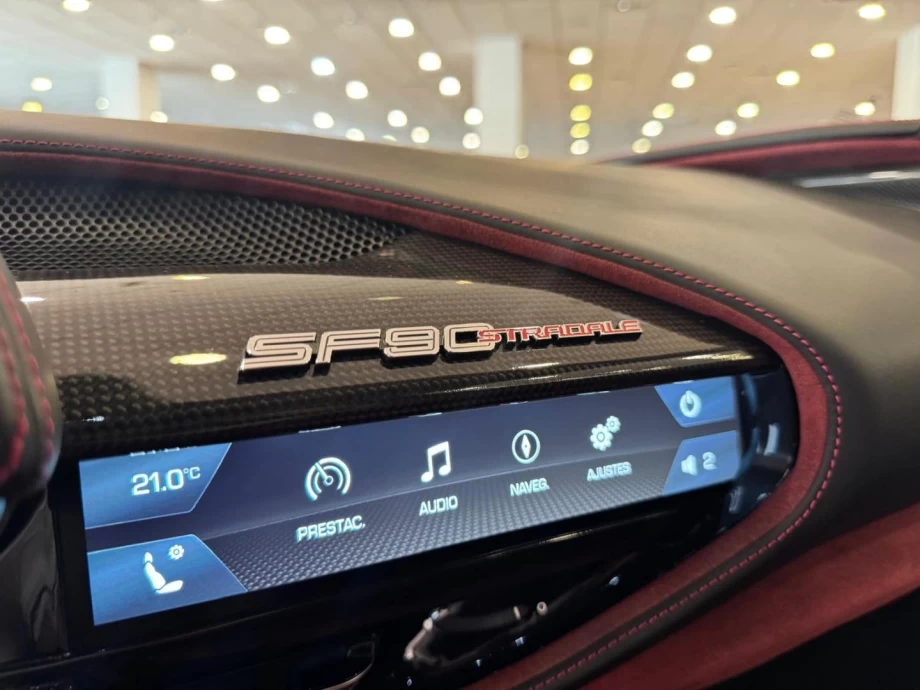 FERRARI SF90 4.0 V8 T XX Stradale