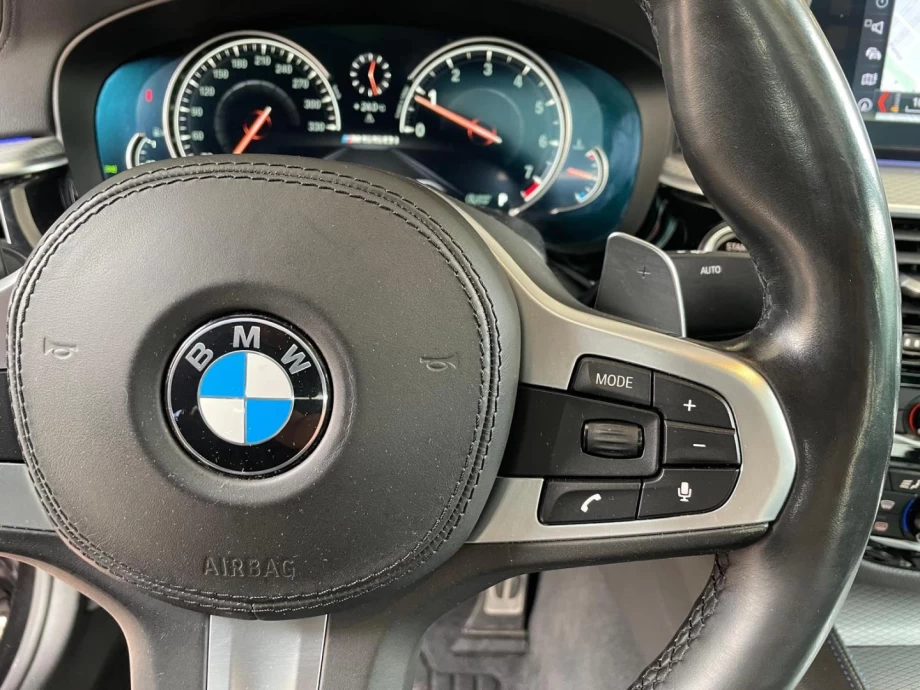 BMW Serie 5 M550i xDrive