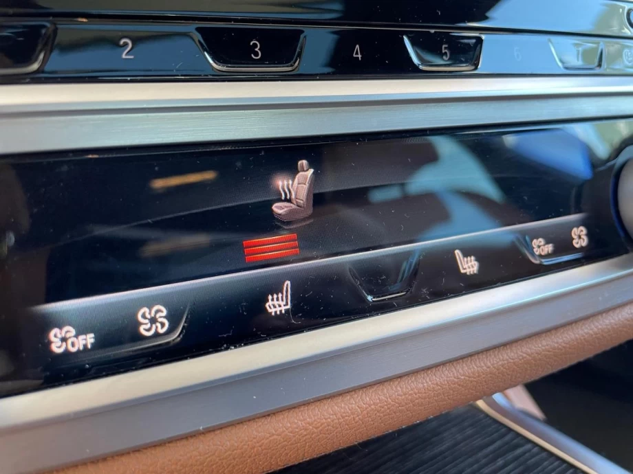 BMW Serie 7 745e PACK M