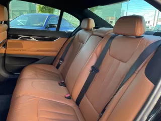 BMW Serie 7 745e PACK M