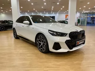 BMW Serie 5 530e PACK M