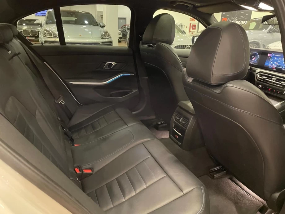 BMW Serie 3 330i Auto. PACK M