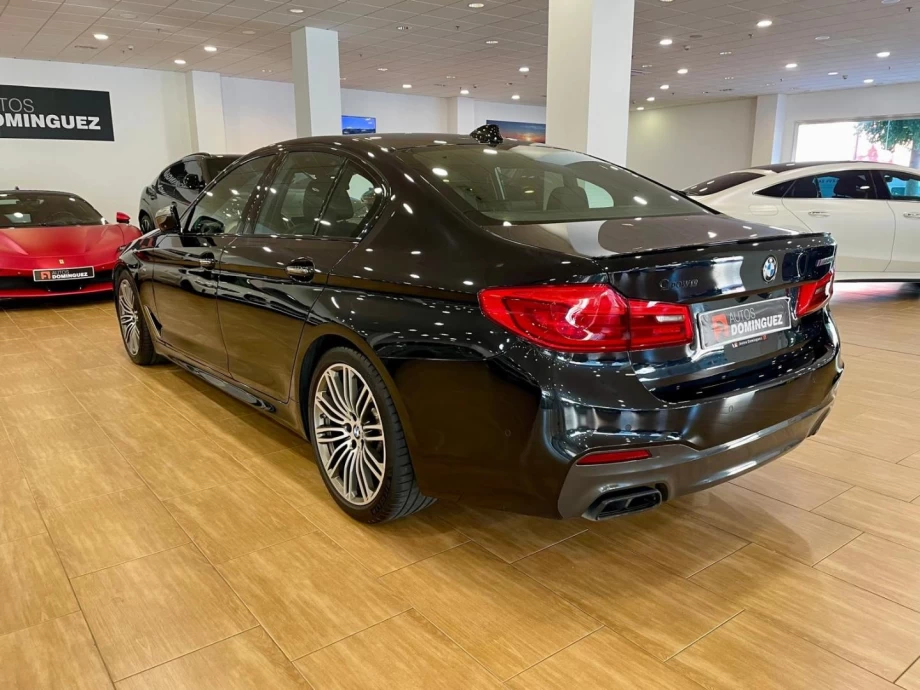 BMW Serie 5 M550i xDrive