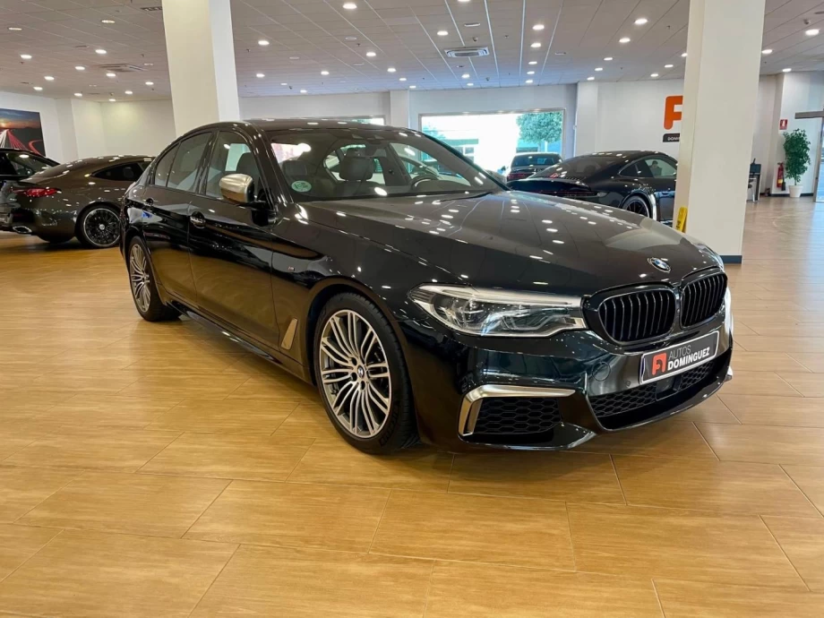 BMW Serie 5 M550i xDrive