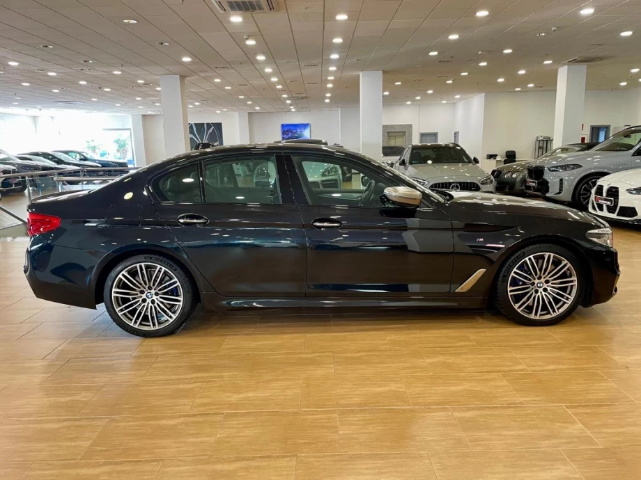 BMW Serie 5 M550i xDrive