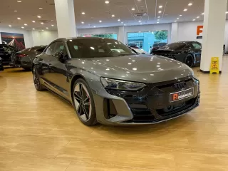 AUDI e-tron GT 60 quattro 350kw 476cv