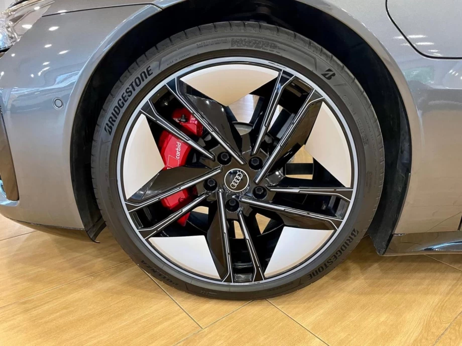 AUDI e-tron GT 60 quattro 350kw 476cv