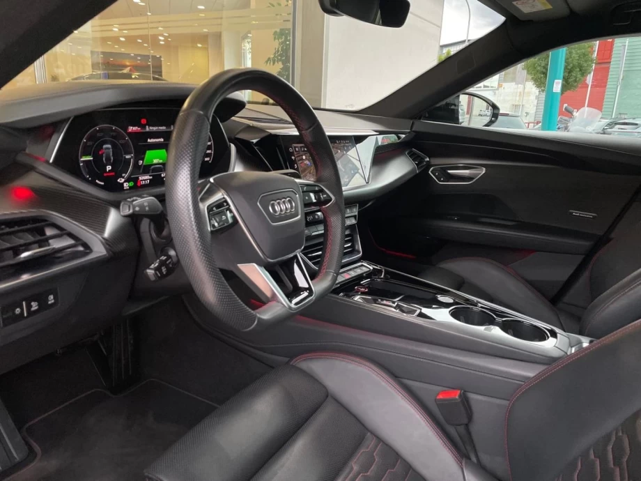 AUDI e-tron GT 60 quattro 350kw 476cv