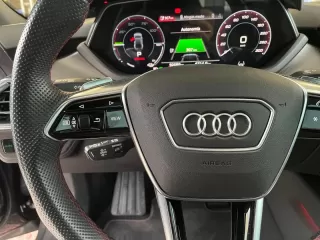 AUDI e-tron GT 60 quattro 350kw 476cv