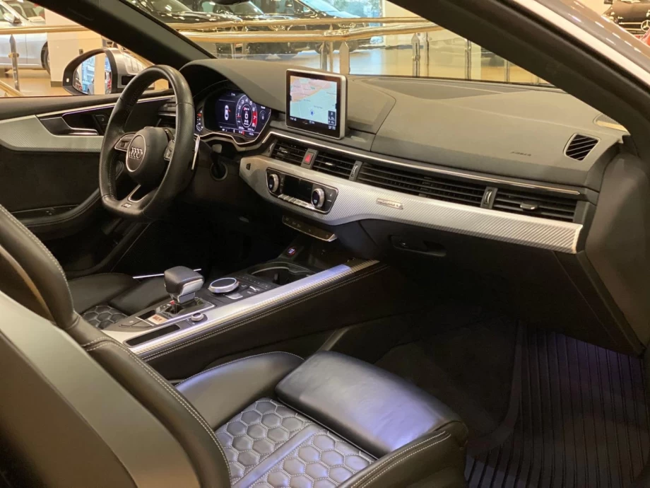 AUDI A5 RS 5 Coupe 2.9 TFSI quattro tiptronic