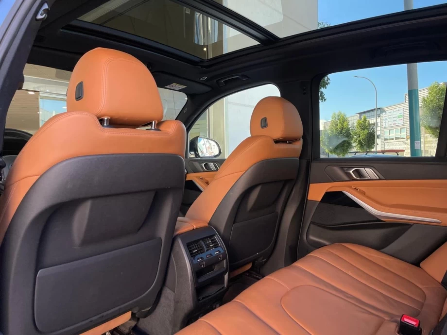 BMW X5 xDRIVE30d PACK M