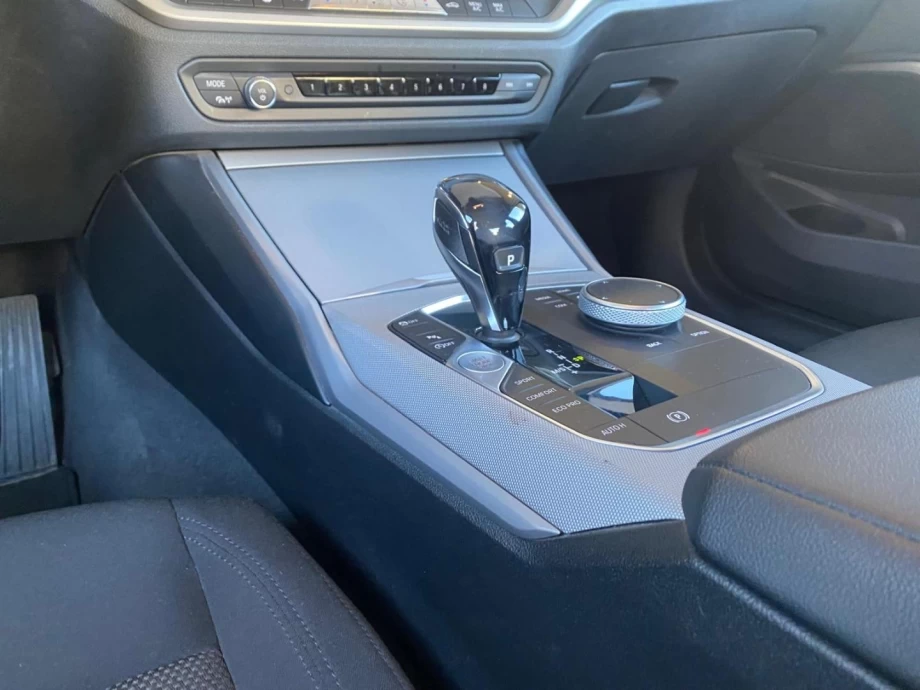 BMW Serie 3 318d Auto.