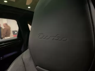 PORSCHE Cayenne Turbo