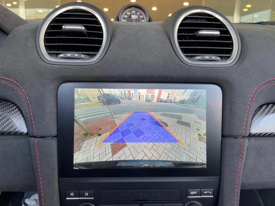 PORSHCE 718 BOXSTER SPYDER RS