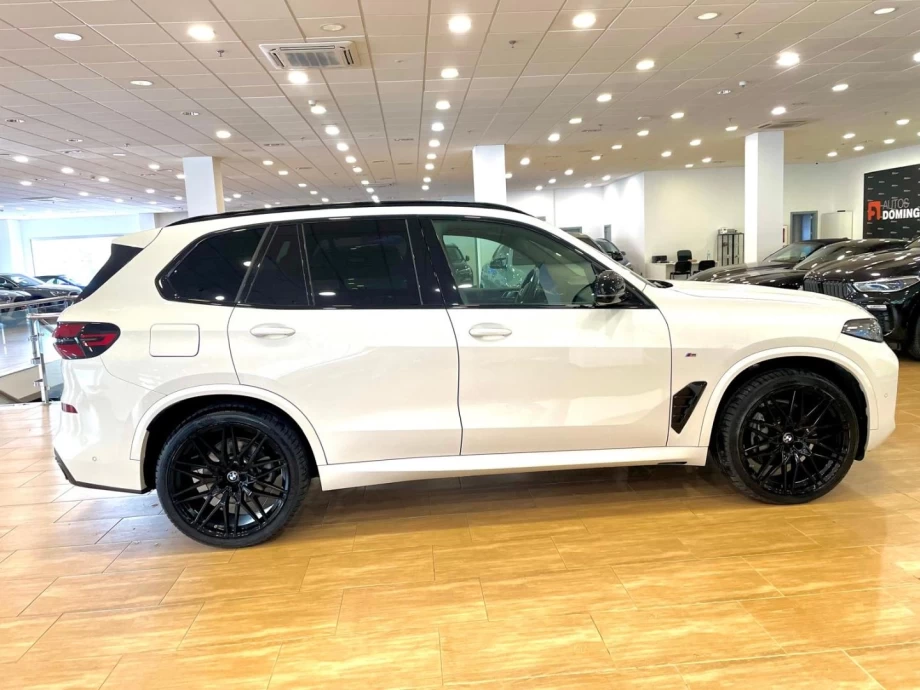 BMW X5 xDRIVE30d PACK M