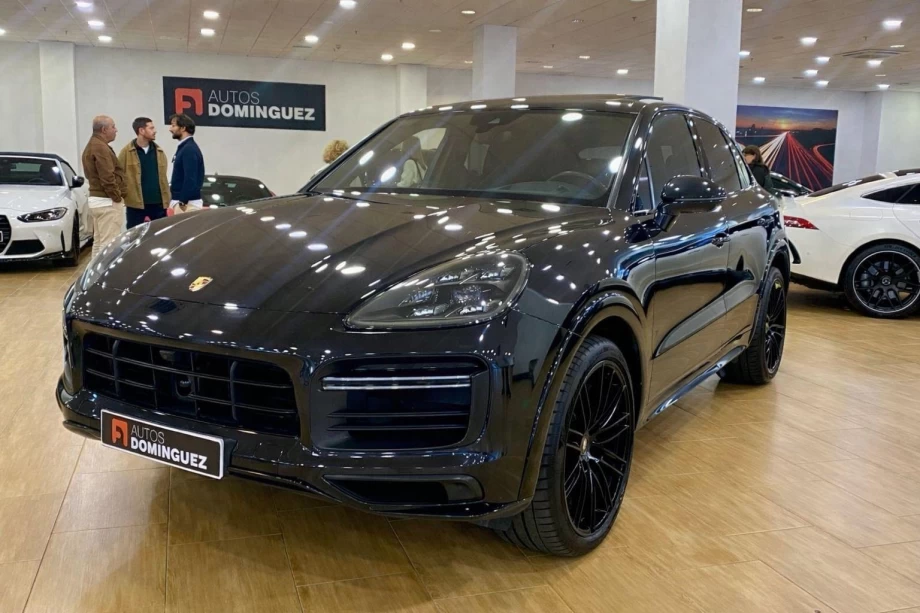 PORSCHE Cayenne Turbo