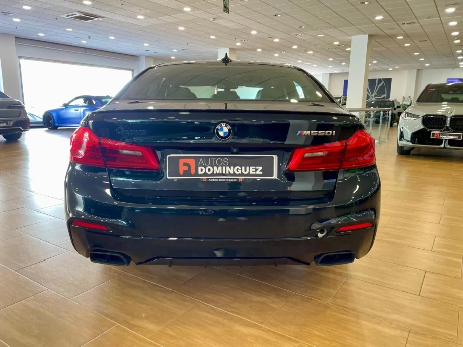 BMW Serie 5 M550i xDrive