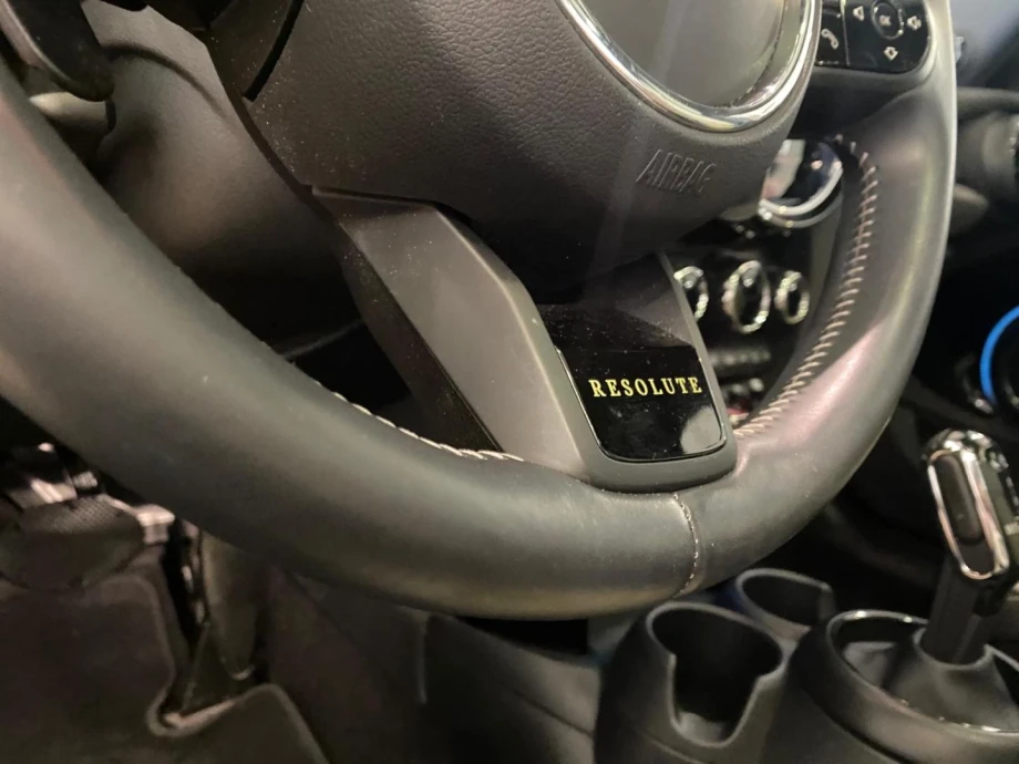 MINI Cooper S RESOLUTE