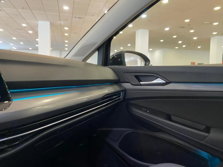 VOLKSWAGEN Golf Style 1.5 eTSI 110kW 150CV DSG
