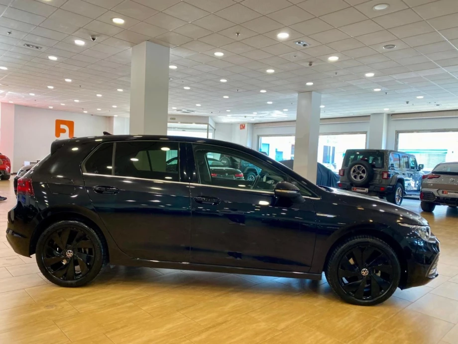 VOLKSWAGEN Golf Style 1.5 eTSI 110kW 150CV DSG