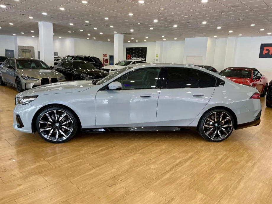BMW Serie 5 520D PACK M