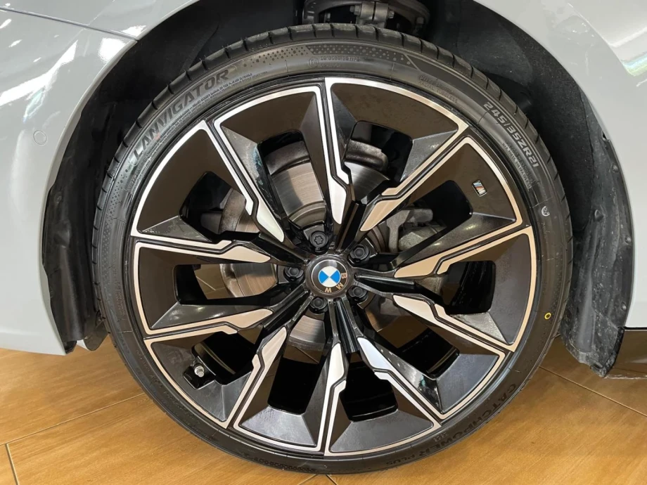 BMW Serie 5 520D PACK M