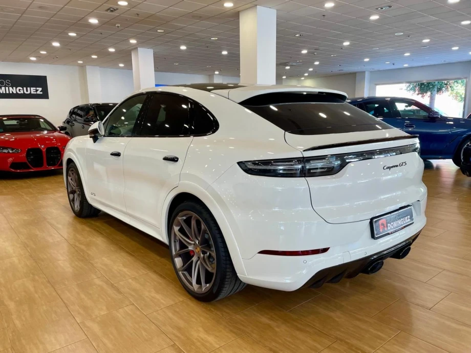 PORSCHE Cayenne Coupé GTS PACK CARBONO