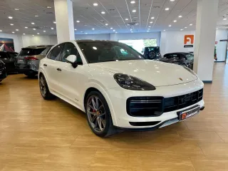 PORSCHE Cayenne Coupé GTS PACK CARBONO