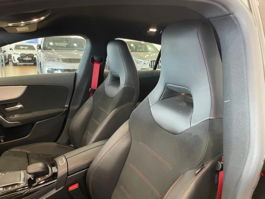 MERCEDES-BENZ CLA CLA MercedesAMG 35 4Matic Shooting Bra