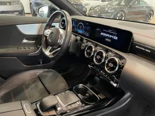 MERCEDES-BENZ CLA CLA MercedesAMG 35 4Matic Shooting Bra