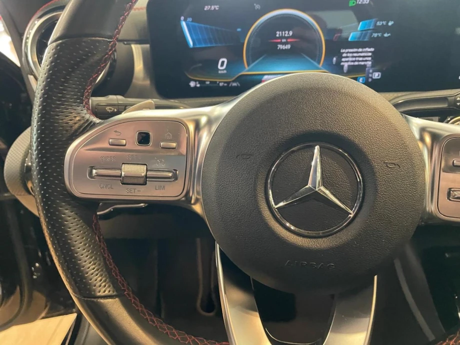MERCEDES-BENZ CLA CLA MercedesAMG 35 4Matic Shooting Bra