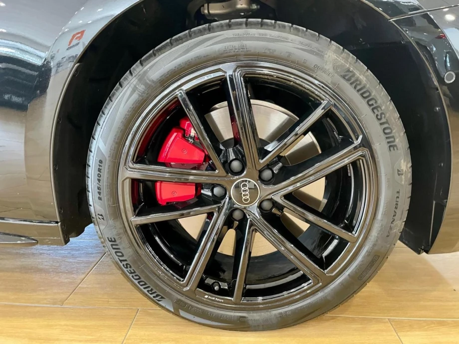 AUDI A5 ehybrid quattro 220kW 299CV S Line