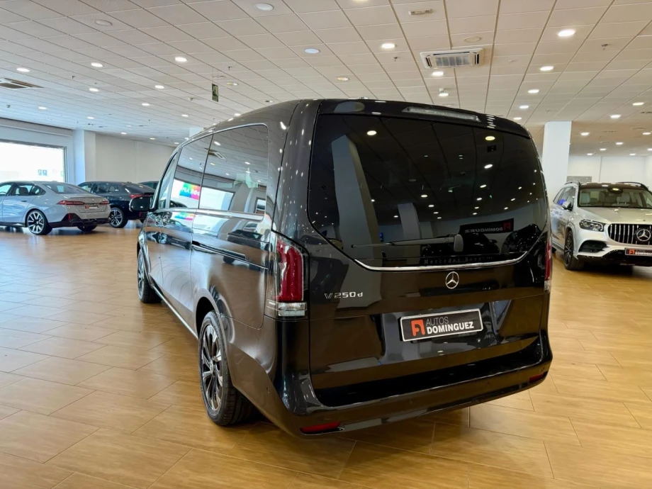 MERCEDES-BENZ Clase V 250 d Avantgarde Extralargo 7 PLAZAS