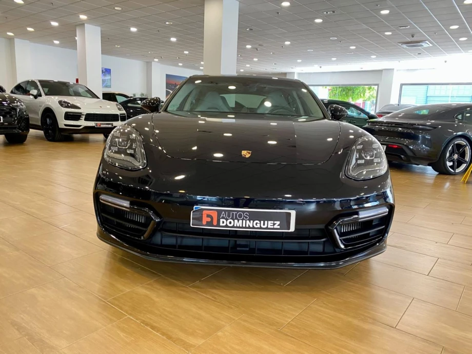PORSCHE Panamera GTS