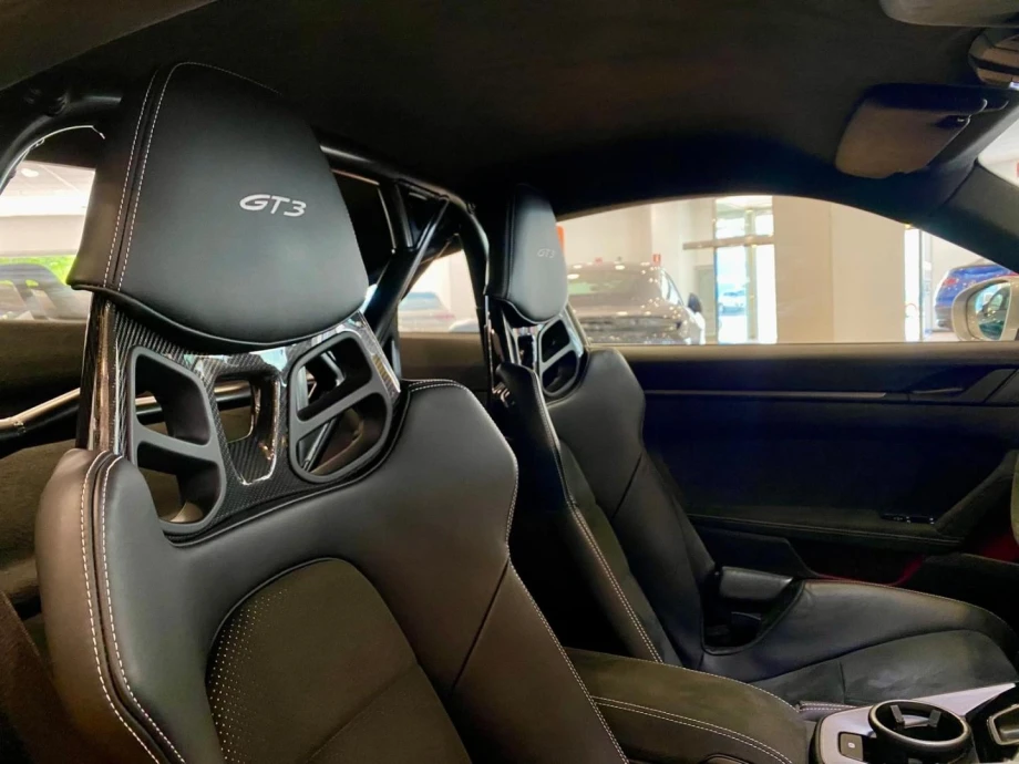 PORSCHE 911 GT3