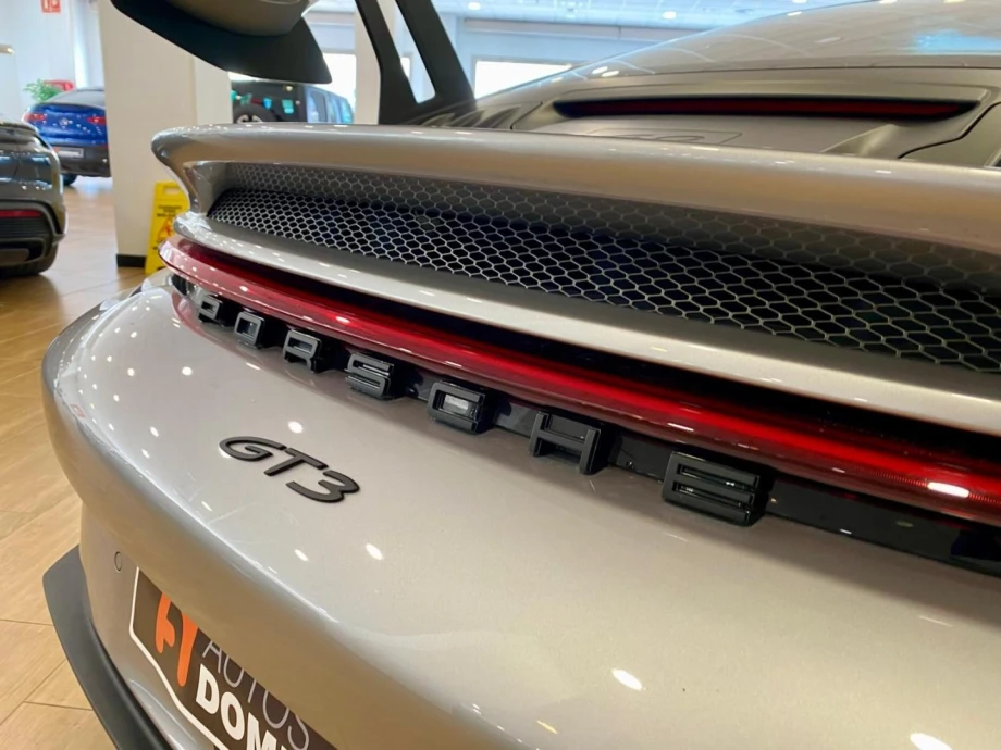PORSCHE 911 GT3