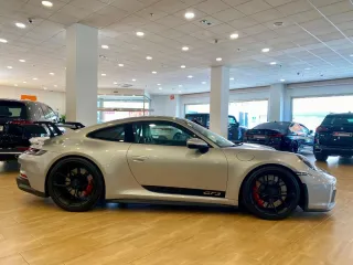 PORSCHE 911 GT3